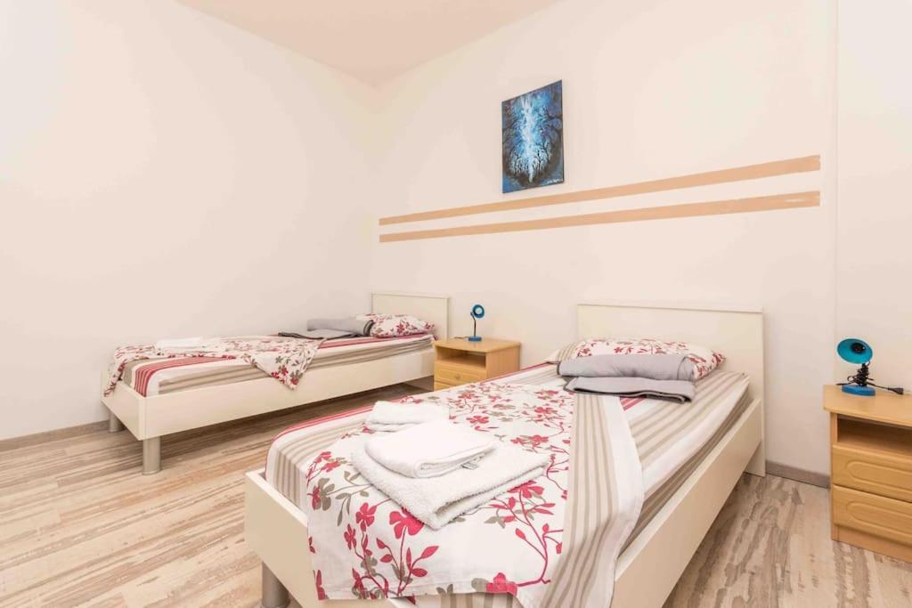 Agape Apartments Biograd Na Moru Exterior photo
